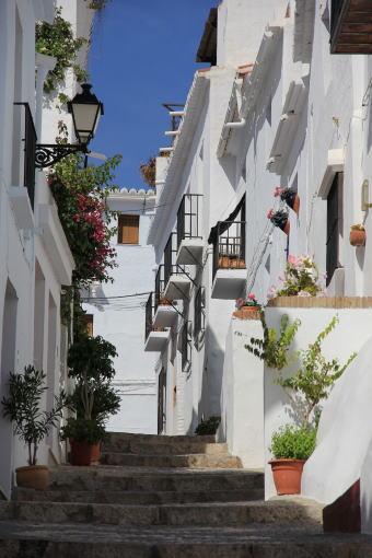 レンタカーで行くスペインの旅　2013 ⑩ スペインで最も美しい村 「フリヒリアナ」