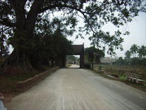 Son Tay（ソンタイ） / Duong Lam（ドゥンラム） 村　酒の買出し＋観光