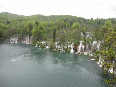 スロヴェニア、クロアチアへ　その二（プリトゥヴィッチェ湖群国立公園）