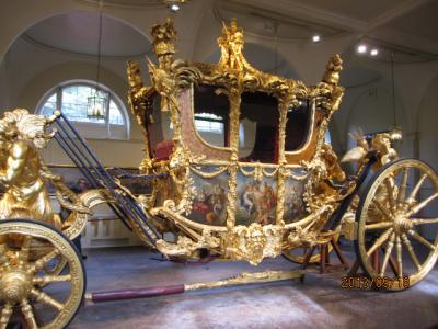 英国18日間の旅 (1) ロンドン市内とバッキンガム宮殿内部見学