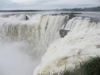 ２０１４年　南米世界遺産紀行　その３　アルゼンチン側からイグアスの滝観光