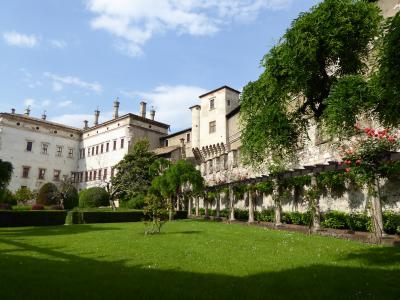 初夏の優雅な北イタリア旅行♪　Ｖｏｌ７３（第５日目午後）　☆トレント（Trento)：Castello del Buonconsiglio（ブオンコンシリオ城）の素晴らしい庭園♪