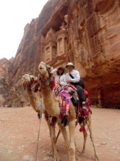 遺跡、砂漠、死海、魅惑のヨルダン＆エキゾチックなイスタンブールの旅♪　vol. ３ 薔薇色の古代都市ペトラを歩く