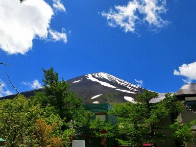 【動画】富士山五合目から富士山頂上の雲の流れ