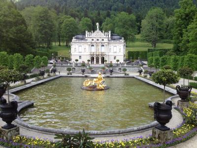 ドイツ城めぐりの旅 リンダーホーフ城 オーバーアマガウ編