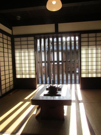 情緒豊かな格子の家が並ぶ奈良町散策　＆　奈良の大仏様　でかぁい！