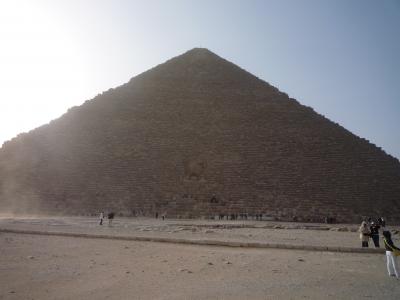 ギザのピラミッドⅠ　～2009年12月　エジプト旅行記　その１６～