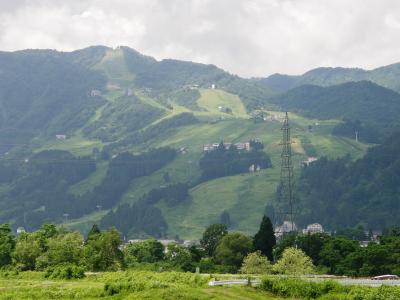 親睦旅行で新潟県の月岡温泉へ・・・①越後路へ