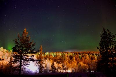 フィンランド-3日目ダイアモンドダスト，サンタクロース村，オーロラ-