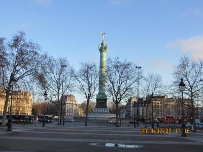 パリでベルばらゆかりの地を歩く