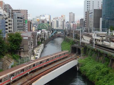 JRお茶ノ水駅付近の風景