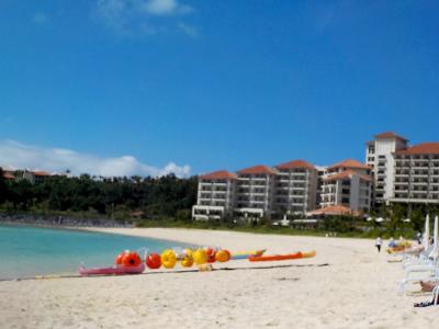 2014夏休み：沖縄で優雅に過ごす３泊４日　（３）ビーチ＆プールで日焼け編
