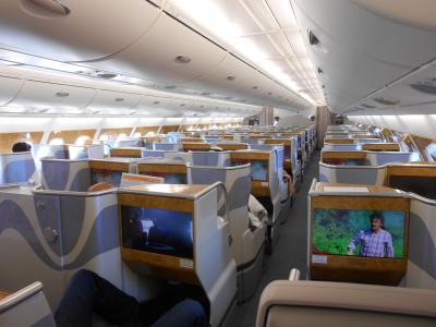 エミレーツ航空　B777　A380　ビジネスクラスで行くサウジアラビア