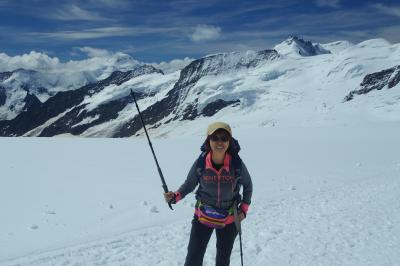 スイス・ハイキング　現地UP　第３弾　ユングフラウヨッホ雪上ハイキング！