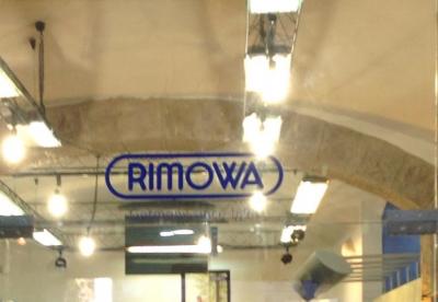 スペイン個人旅行 バルセロナ、グラナダ、フリヒリアナ 番外編 (リモワの鍵が!)