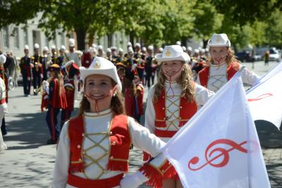 夏休みだ　北欧三カ国は音楽祭 旅行の季節　オスロ、トロンハイム、ストックホルムの旅