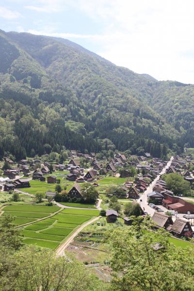 世界遺産と大自然を満喫♪　高山から白川郷へ