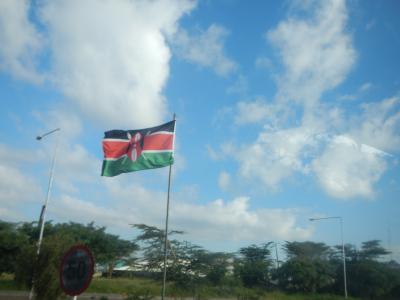 ケニア（サンブル・ナクル・マサイマラ）サファリ：ナイロビ～サンブル国立保護区