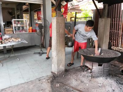 Felda Residence Hot Springと新記のソルトチキン