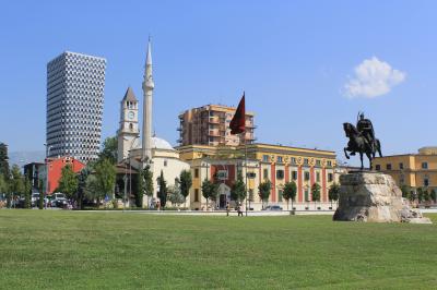 2014年夏のヨーロッパ旅行　アルバニア首都”ティラナ”観光