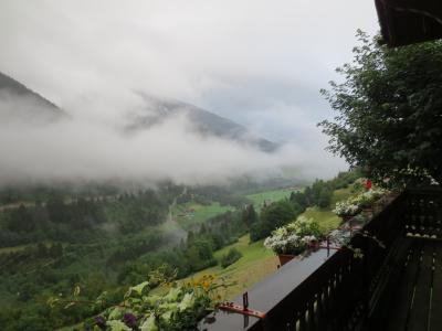 2014 スイスの田舎町『小さな奇跡』にであう旅 ⑤ スルセルヴァ谷・ディセンティスの修道院と住人20人の小さな村