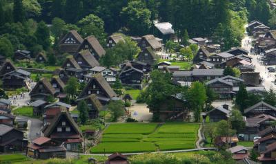 2014.8氷見，白川郷，五箇山ドライブ3-「いろり」で昼食，シャトルバスで展望台，であい橋