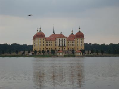 とんでも♪ドライブ旅～チェコ・ドイツ　⑧湖上に古城～モーリッツブルグ城