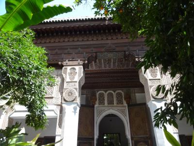 マグレブ～日の沈む国　モロッコ旅行記⑨　メナラ庭園～マラケシュ旧市街～バヒヤ宮殿