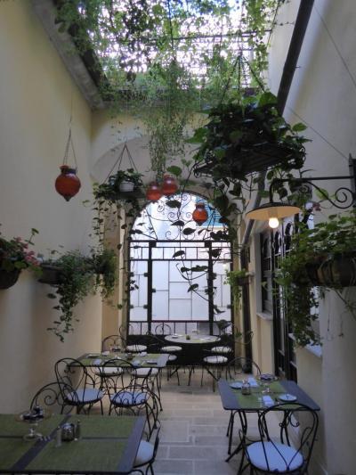 真夏の優雅な南イタリア旅行　Napoli×Puglia♪　Ｖｏｌ２２２（第１２日目朝）　☆レッチェ（Lecce）：「Patria Palace Hotel Lecce」の優雅な朝食♪