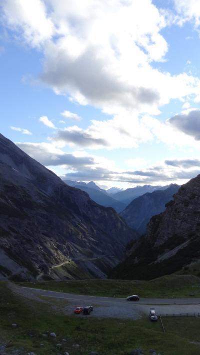 南ドイツ＋4カ国を巡るレンタカードライブ【1】ニュルブルク～コッヘム～シュトゥットガルト