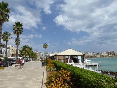 真夏の優雅な南イタリア旅行　Napoli×Puglia♪　Ｖｏｌ２６４（第１４日目午前）　☆オートラント（Otranto)：ビーチへゆったりと歩く♪