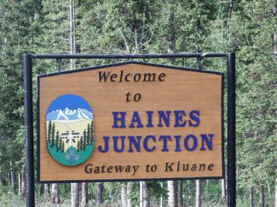 息子と2人、カヌーでテスリン川下り 　（8～9日目）