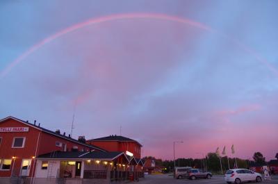 トレッキング、オーロラ観賞　北欧の秋を満喫