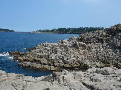 久しぶりの東尋坊。まったく記憶にない景色。