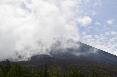 富士山を見に行こう♪1泊２日の旅♪　☆富士山五合目＆「ほうとう不動」にてランチ＆ちょっぴり「山中湖花の都公園」☆