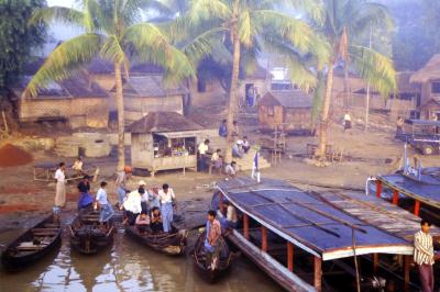 暁の航路☆ミャンマー・バモー～マンダレー☆船の旅（1999年頃？）