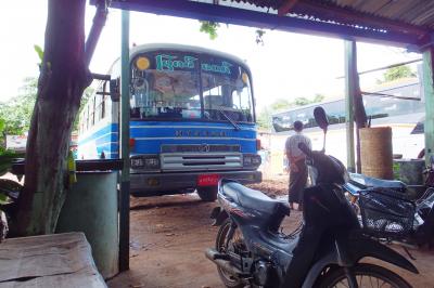 初めてのミャンマー (3) ピイ～バガン夜行バスの旅