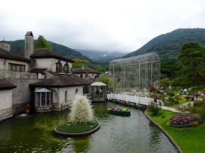 箱根・仙石原へススキの競演を見に行こう！  ① 箱根ガラスの森美術館