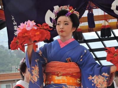 かみのやま温泉全国かかし祭り(踊り山車）