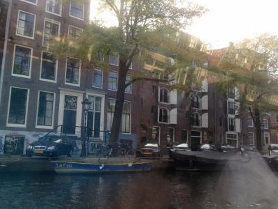アムステルダムで運河クルージングなど