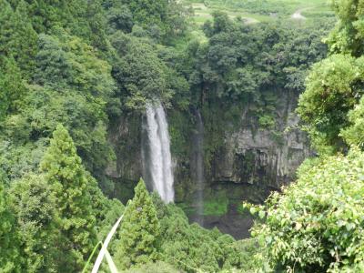 通潤橋の近くにかかる２つの滝『五老ヶ滝』＆『聖滝』◆2014年7月・スヌコミュ仲間との湯布院＆阿蘇の旅≪その７≫