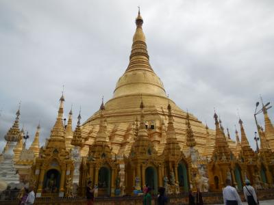 ヤンゴン市内をぶらぶら歩く・その２