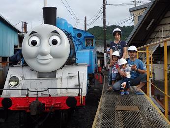 機関車トーマスに新金谷駅整備工場で会ってきた。