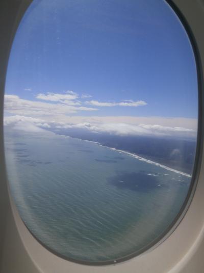 早春のニュージーランドを巡る２泊４日の旅　その１　ＪＡＬとエミレーツに乗って、シドニー経由でオークランドへ ＆ まさかパスポートお預け\(◎o◎;)／！？入国審査官からの２度の英語での取り調べ