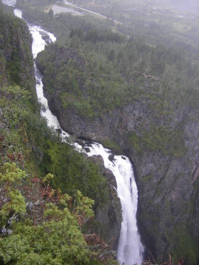 北欧三カ国家族旅行　その3の3　ノルウェー編　ベルゲンから日帰りで行くハルダンゲンフィヨルド+ノルウェー最大の瀑布
