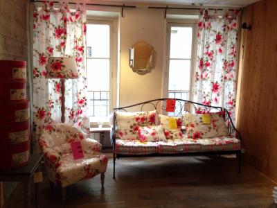 １２日間でイギリス～チェコ～フランス♪　その８　パリジェンヌ気分でお買い物