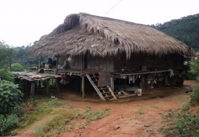 ☆バンドゥ日記 2014☆ 10月(前) アカ族の村人たち ~12日