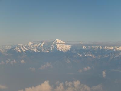 不思議の国ネパールでヒマラヤ遊覧飛行
