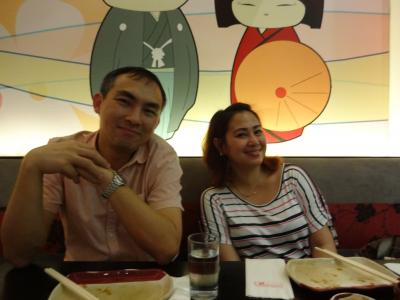 友人夫妻と久しぶりの日本食、USステーキハンバーガー　in マニラ　　−　　１０月　　２０１４年