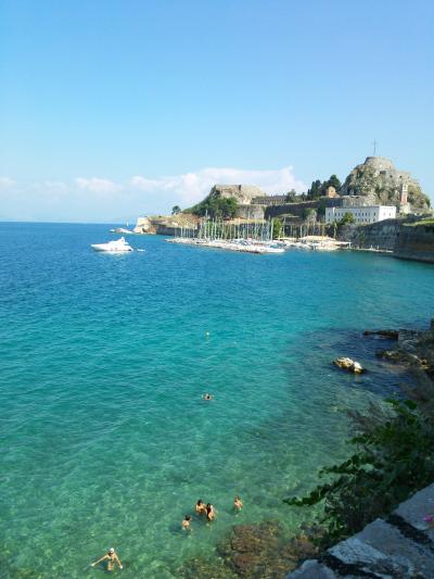 初地中海クルーズ。その⑨コルフ島でシシィの面影に触れる…。